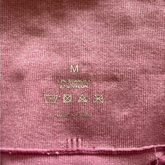 NVGTN Seamless Leggings - Picture 8 of 9